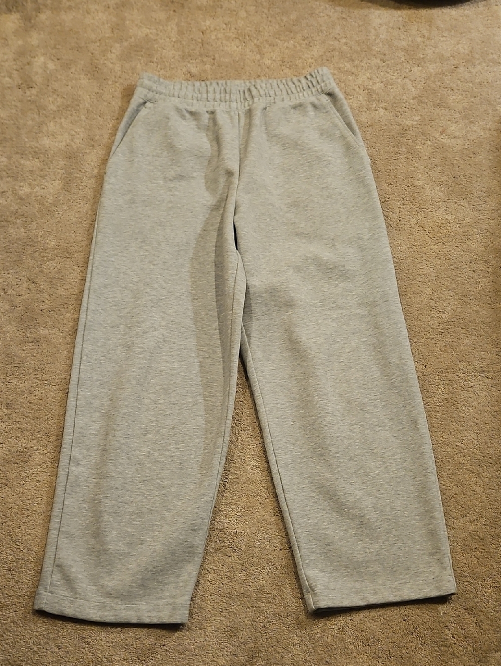Uniqlo Light Gray Sweatpants - Elastic Waist, Pockets